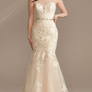 NEW: Lace Applique Mermaid Strapless Wedding Dress in Ivory/Cashmere Color